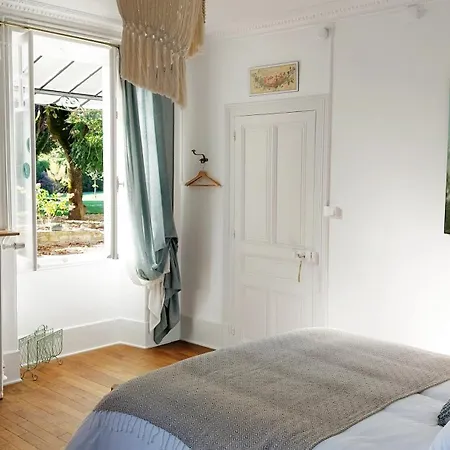 Bed & Breakfast Le Clos Du Marronnier 3*