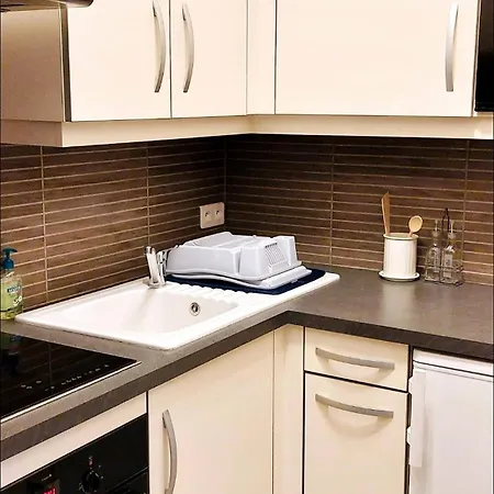 Le Clos Du Marronnier 住宿加早餐酒店