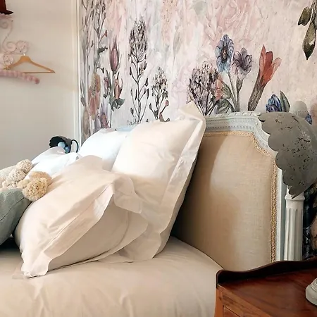 Le Clos Du Marronnier Bed & Breakfast 3*